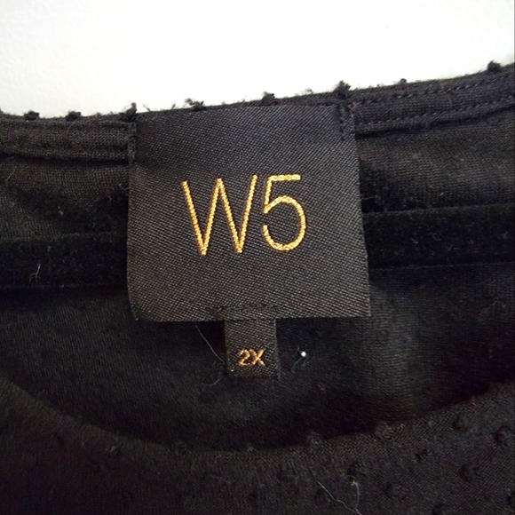 W5 Anthropologie Black Polka Dot Bell Sleeve Plus-Size Top! - Picture 4 of 4